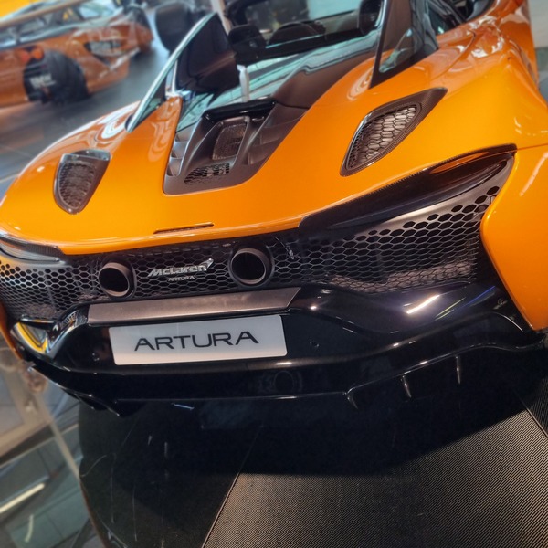 McLaren Artura