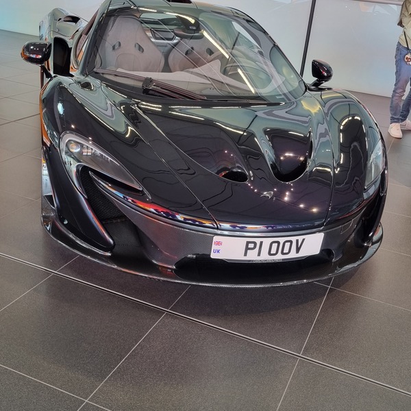 McLaren P1